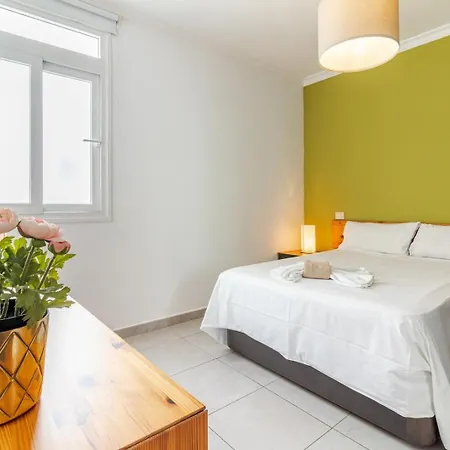 Canteras - 2bdr - Wifi - Balcony * Лас-Пальмас-де-Гран-Канария