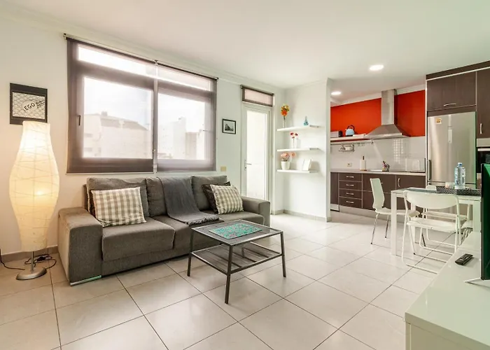 Canteras - 2bdr - Wifi - Balcony * Лас-Пальмас-де-Гран-Канария